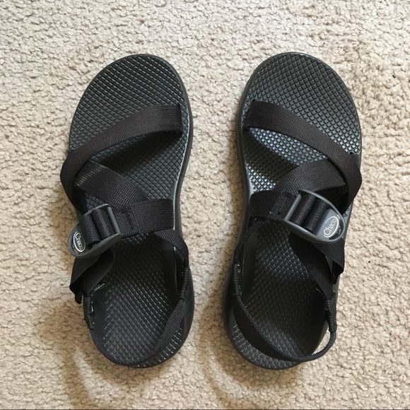 chaco men's hiking sandals